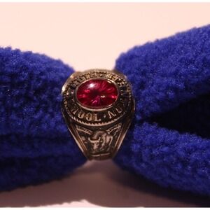 Vintage JLS Stanton High-school 1980 red stone class ring size 4.5 mark MSJ
